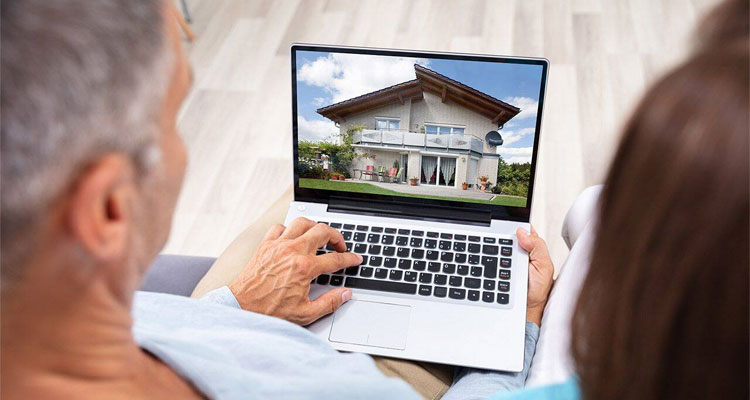 Virtually Touring Home Buyers
