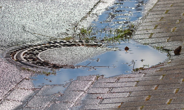 how to clean blocked drains Newcastle