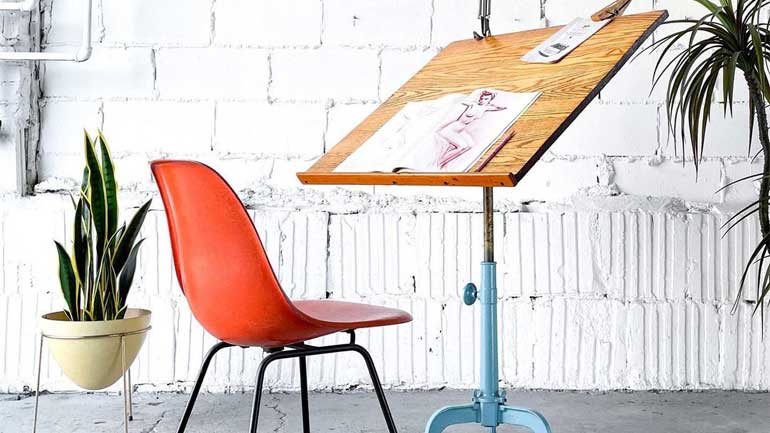 Choosing Professional Drafting Tables That Work for You