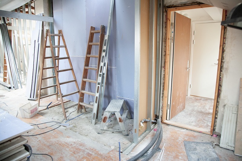 Things to consider when hiring the best home renovation contractors