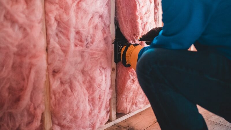 The Importance of Hiring a Professional Insulation Contractor