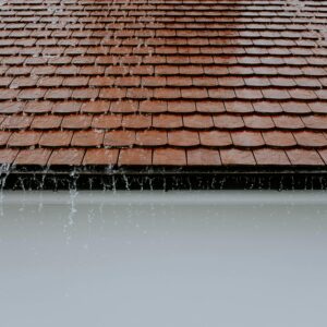 5 Simple Tasks to Prepare Your Roof  for Winter