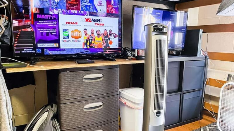27 Must Have College Dorm Essentials Checklist for Guys